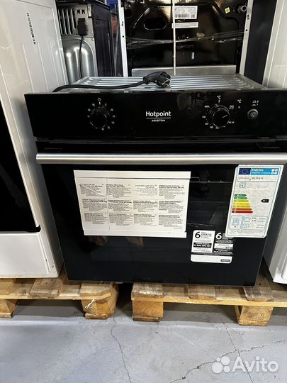 Газовый духовой шкаф Hotpoint-Ariston GA2 124blha