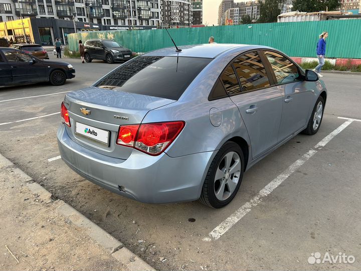 Chevrolet Cruze, 2009