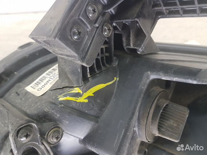 Фара правая Kia Rio