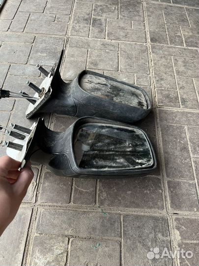 Зеркала на LADA granta