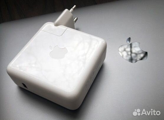 Зарядка для MacBook Pro