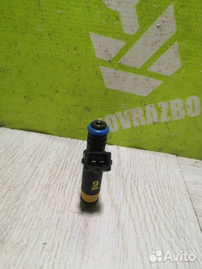 Форсунка инжекторная Рено Клио 2 Симбол