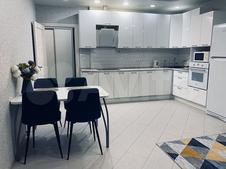 2-к. квартира, 61,5 м², 4/17 эт.