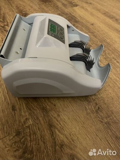 Счетная машинка для денег