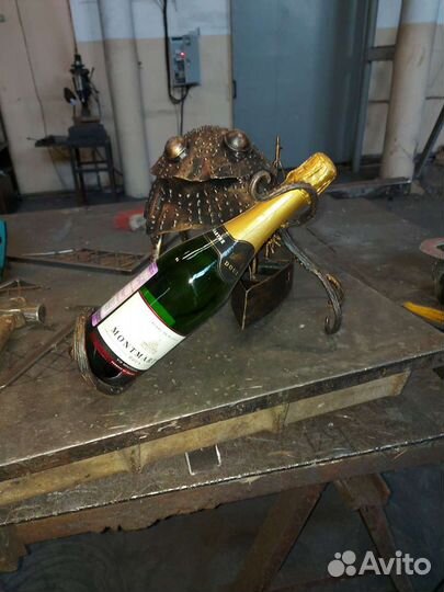 Подставка под шампанское вино