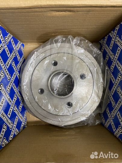 Тормозной барабан, колодки Renault 180 мм