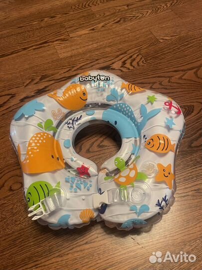 Круг, шлем и бамбуковый коврик