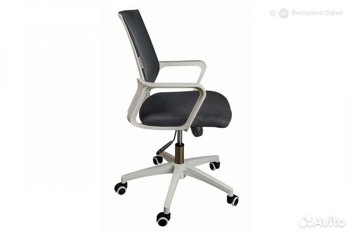 Кресло офисное Бит LB white