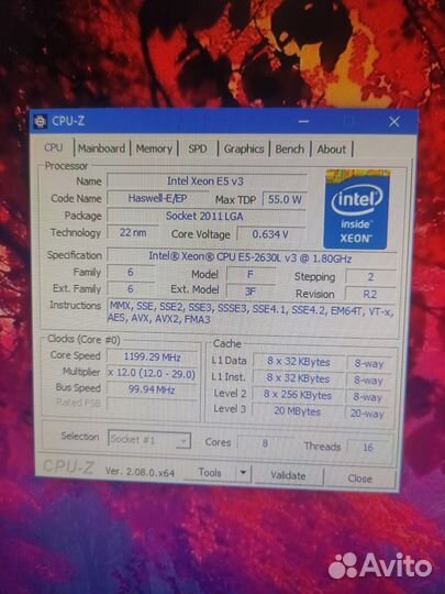 Материнская плата с процессором и памятью