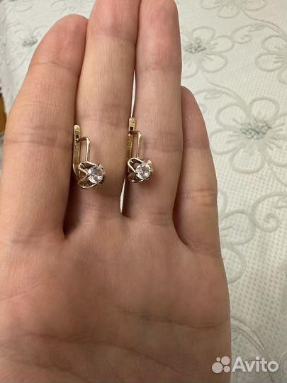 Золотые сережки