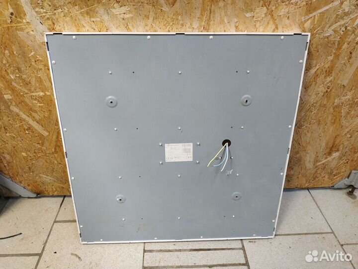 Светильник потолочный светодиодный