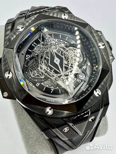 Часы Hublot Big Bang Sang Bleu