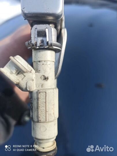 Топливная рампа (рамка) Форд Мондео 3 (1,8 л)