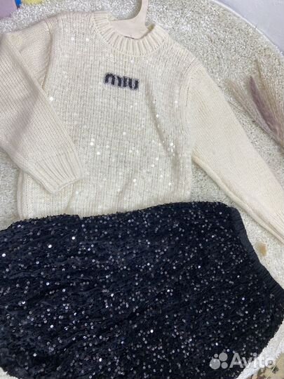 Вязанные костюмы для модниц