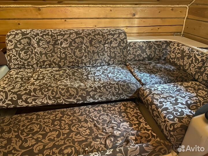 Угловой диван