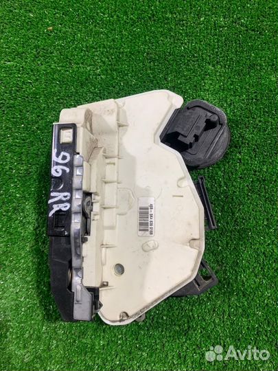 Замок двери задней правой Volkswagen Golf 6 CCZ