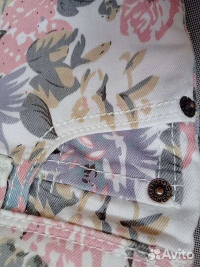 Джинсовые шорты MaxAzria bcbg