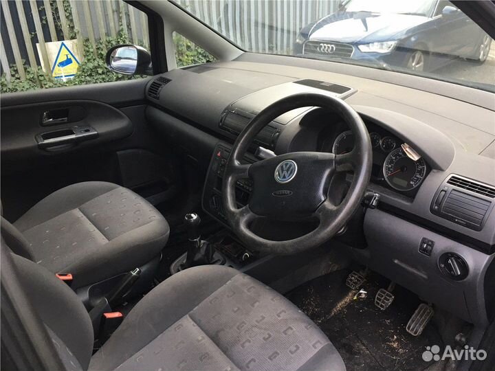 Разбор на запчасти Volkswagen Sharan 2000-2010