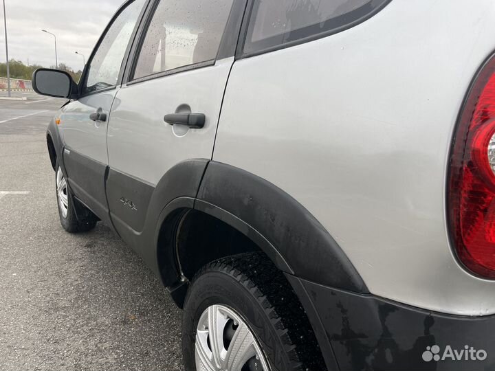 Chevrolet Niva 1.7 МТ, 2009, 200 000 км