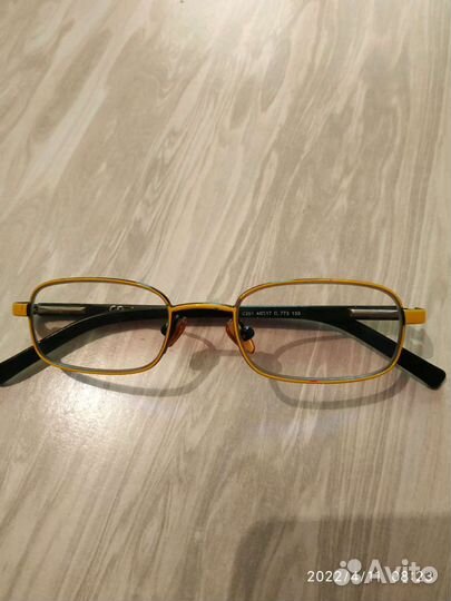 Продам детские корригирующие очки