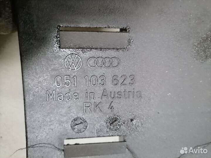 Пеногаситель Volkswagen Passat B3 1988-1993