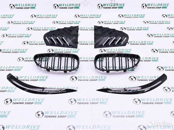 Решетки радиатора BMW 5 E60 M стиль реснички жабры