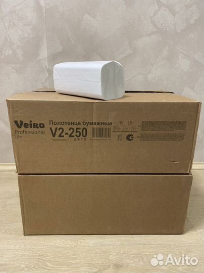 Бумажные полотенца Veiro Professional 1-слойные