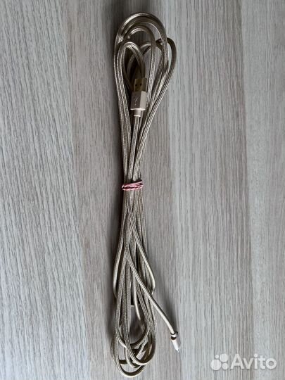 Кабель для зарядки iPhone lightning