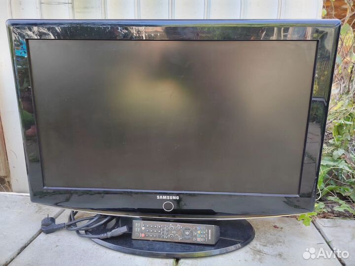 Телевизор Samsung LE32R82B