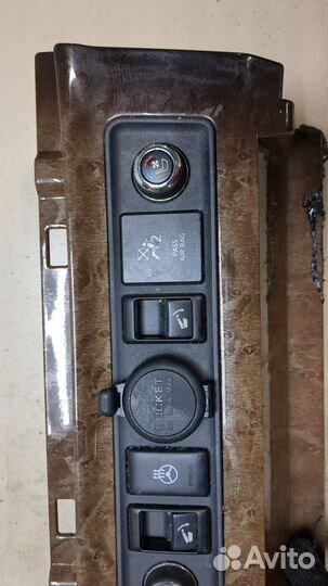 Переключатель отопителя Infiniti QX56, 2011