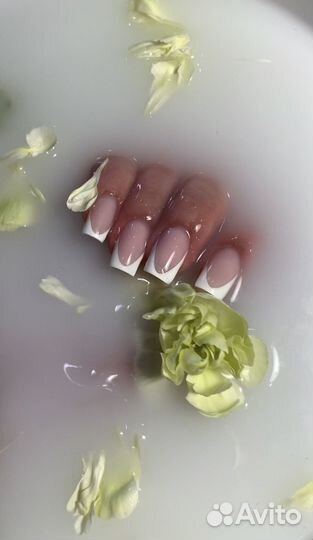 Маникюр с покрытием