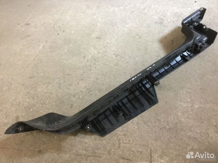 Направляющая шторки багажника левая Kia Ceed