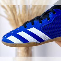 Футзалки adidas predator