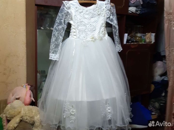 Праздничное Платье для девочки 6 - 7 ми лет