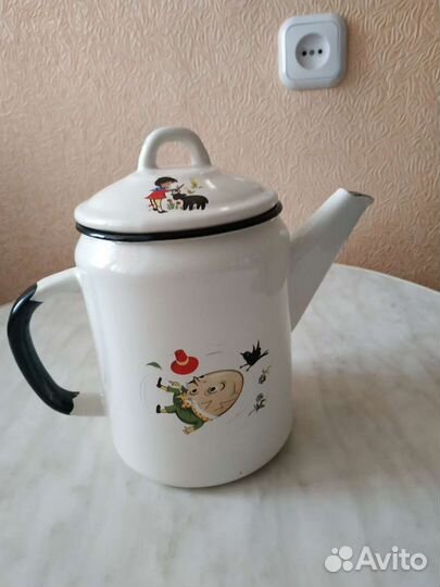 Чайники. Кастрюли.Крышки