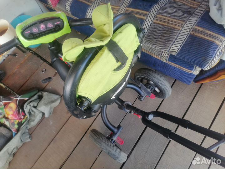 Детский велосипед с ручкой бу