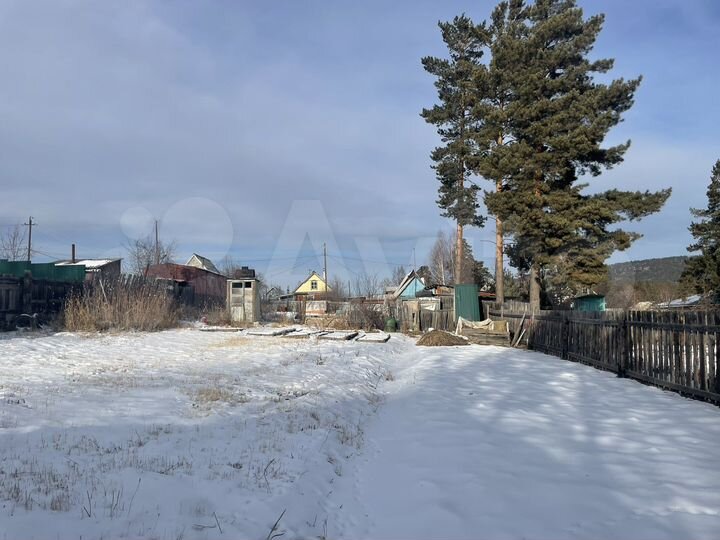 Дача 20 м² на участке 5 сот.