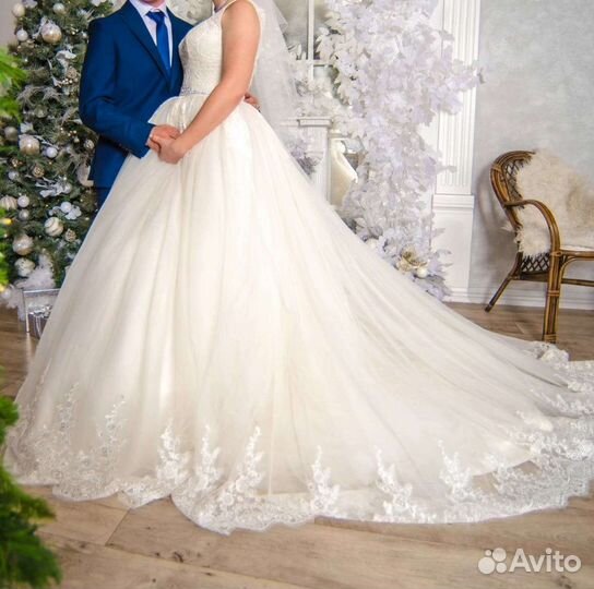 Свадебное платье 44-46 размер