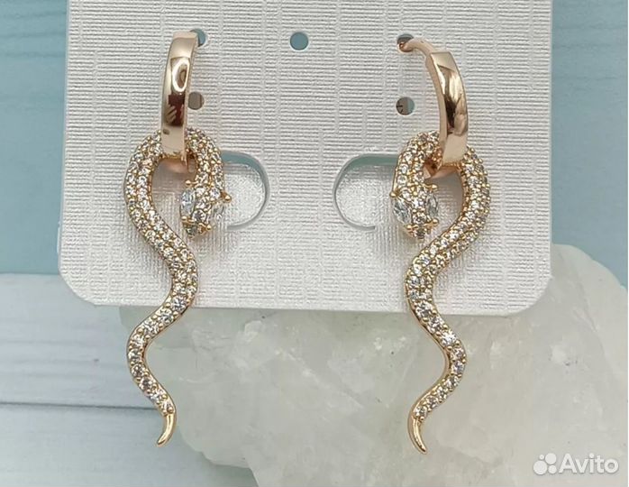 Роскошные серьги под бриллиант