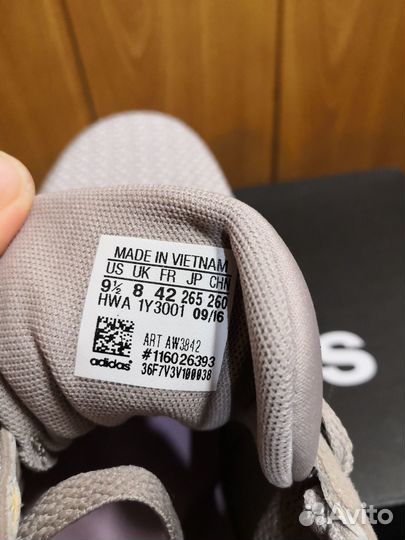 Кроссовки женские adidas 42