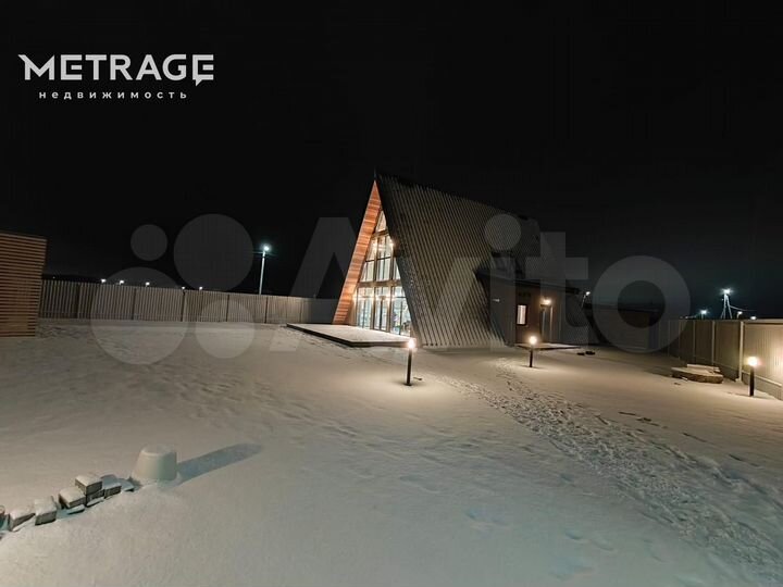 Коттедж 180 м² на участке 17 сот.