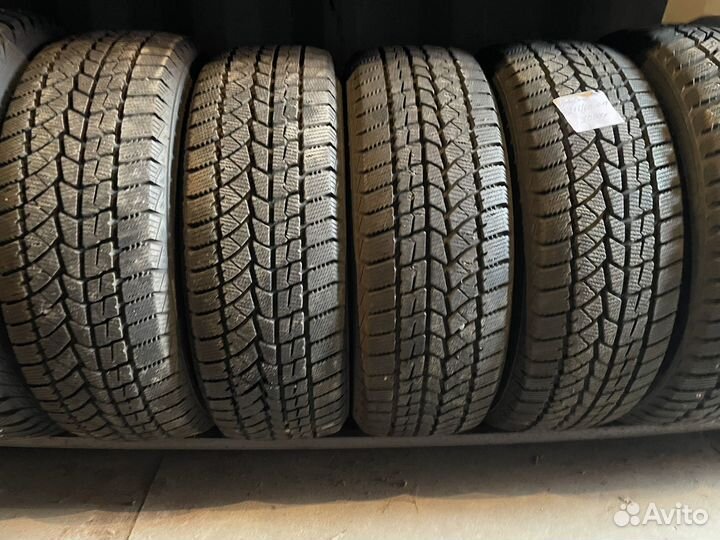 DoubleStar DW02 215/60 R17