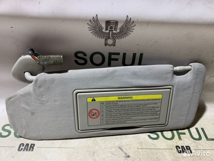 Козырек солнцезащитный левый Toyota Avensis 2005