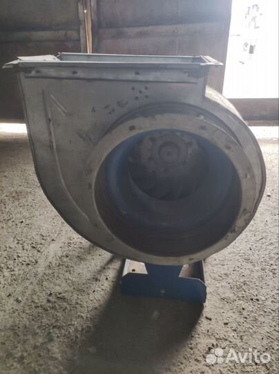 Вентилятор вытяжной промышленный бу