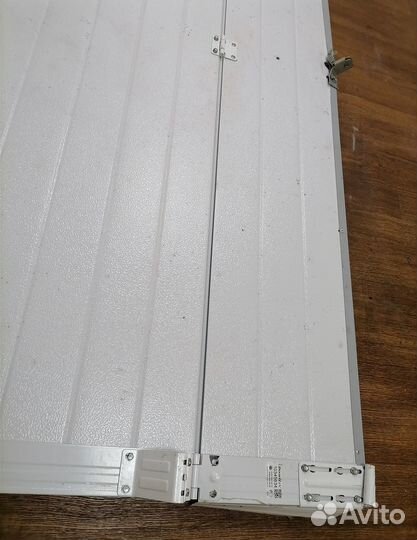 Гаражные секционные ворота doorhan