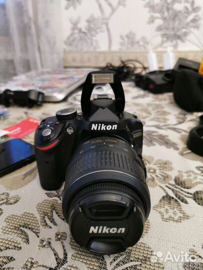 Зеркальный фотоаппарат