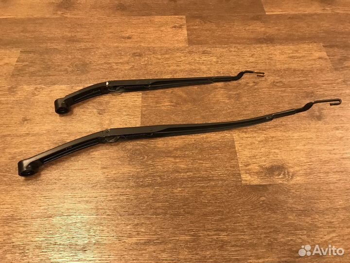 Поводки дворников правый и левый Kia Ceed JD 2014