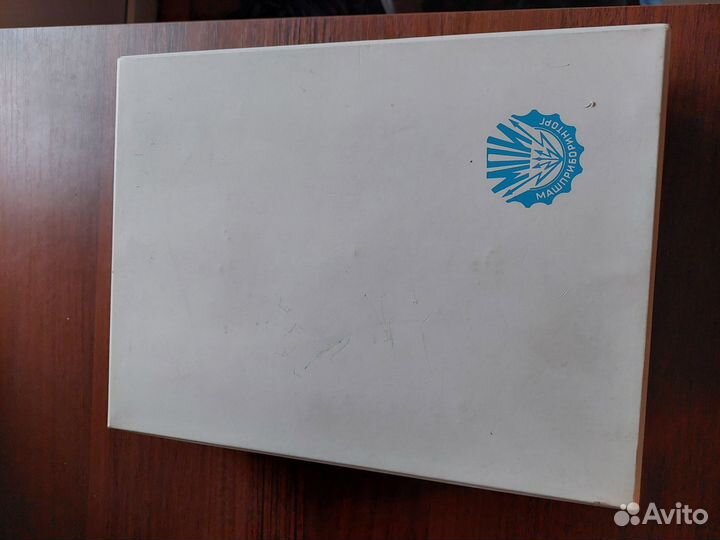 Бокалы с рыцарскими гербами