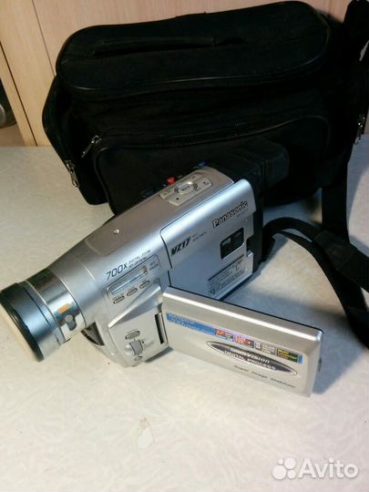 Видеокамера Panasonic NV-VZ17