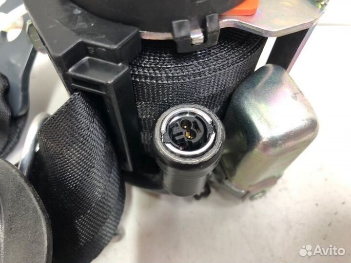 Ремень безопасности передний левый Peugeot 308